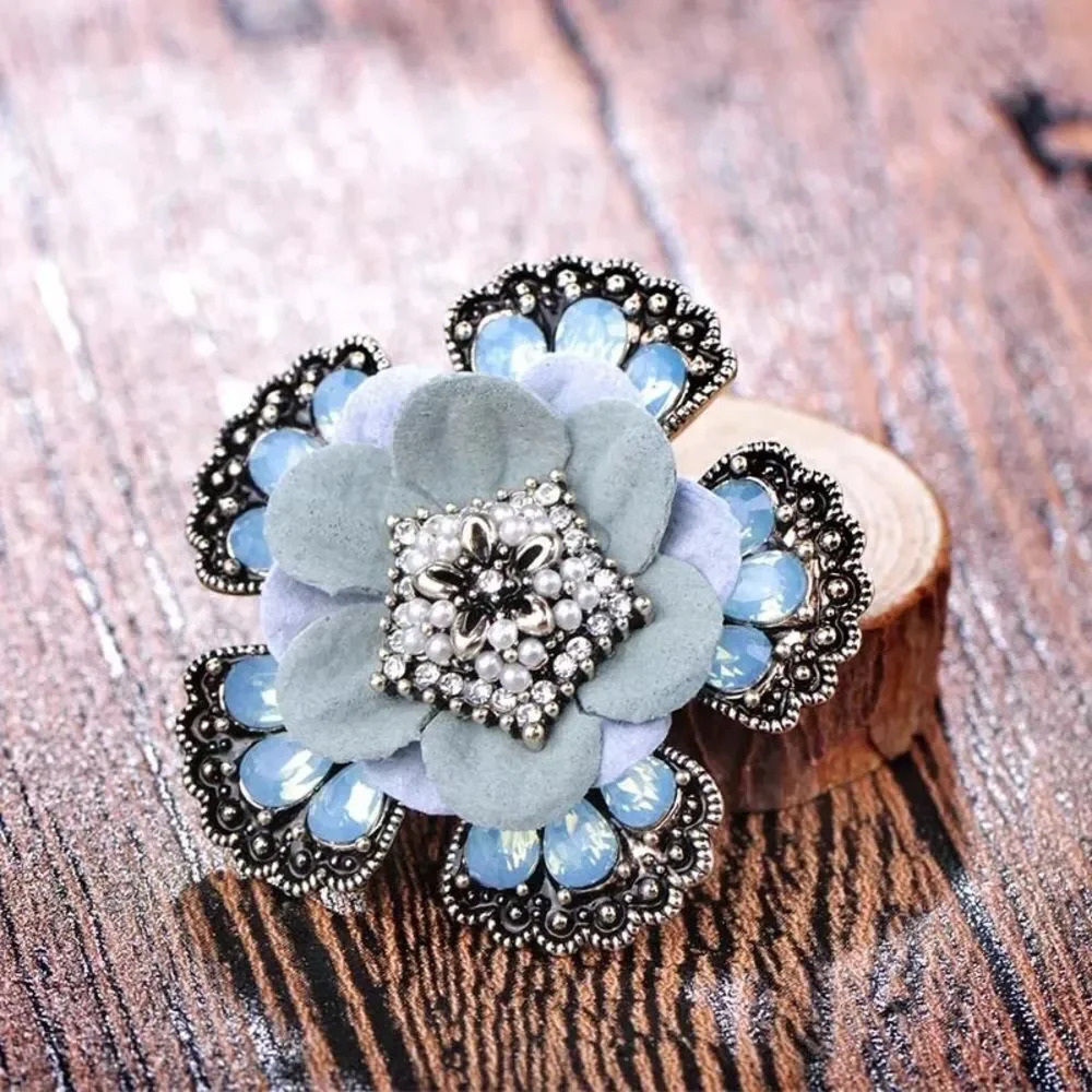VQ Flower Brooch
